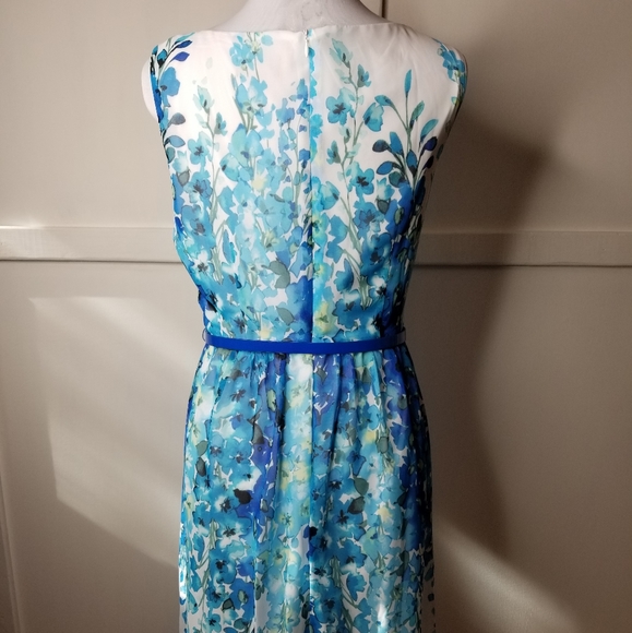 Connected Apparel Blue Blomming Dress